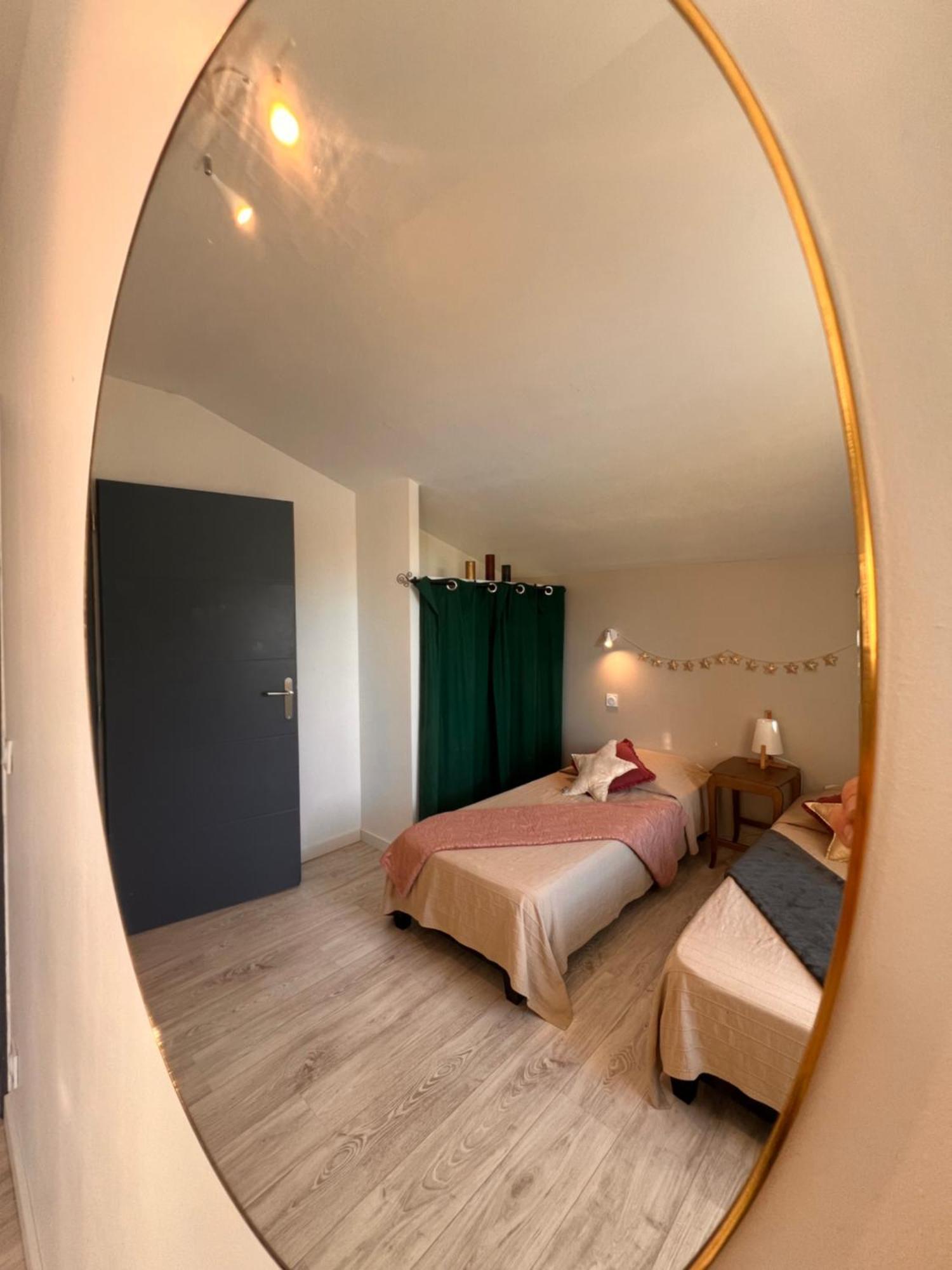 Un Petit Coin De Paradis Le Pegue Esterno foto